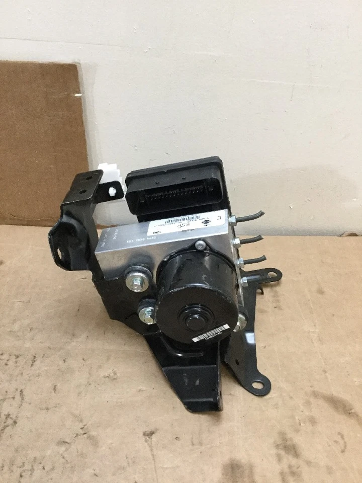 NUEVO MÓDULO DE FRENO ANTIBLOQUEO NISSAN ARMADA ABS 2009 FABRICANTE DE EQUIPOS ORIGINALES 47660-9GE0C CON SOPORTE Foto 2 de 4