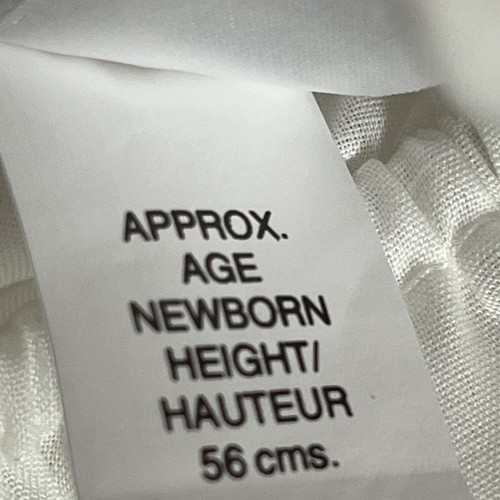 Sarah Louise England Newborn White Hand Smocked Dress And Bloomers set NEW - Picture 8 of 8