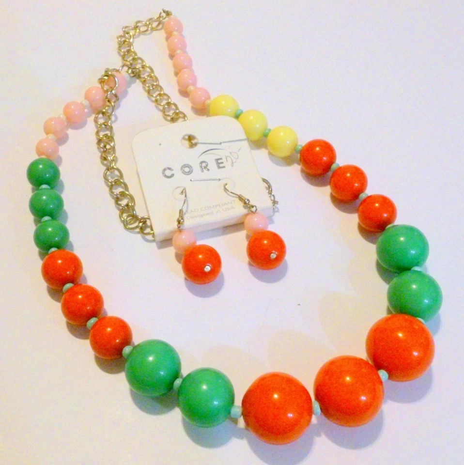 Pendiente collar cadena larga con cuentas multicolor Demi por CORE NUEVO CON ETIQUETAS Foto 2 de 4