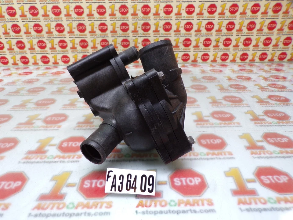 Carcasa termostato Ford Exploer 2002-2005 2L2Z-8592-AA OEM Foto 4 de 4