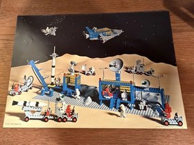 LEGO Space: Space Command Center (Craterplate version) 493-3 RARE and COMPLETE