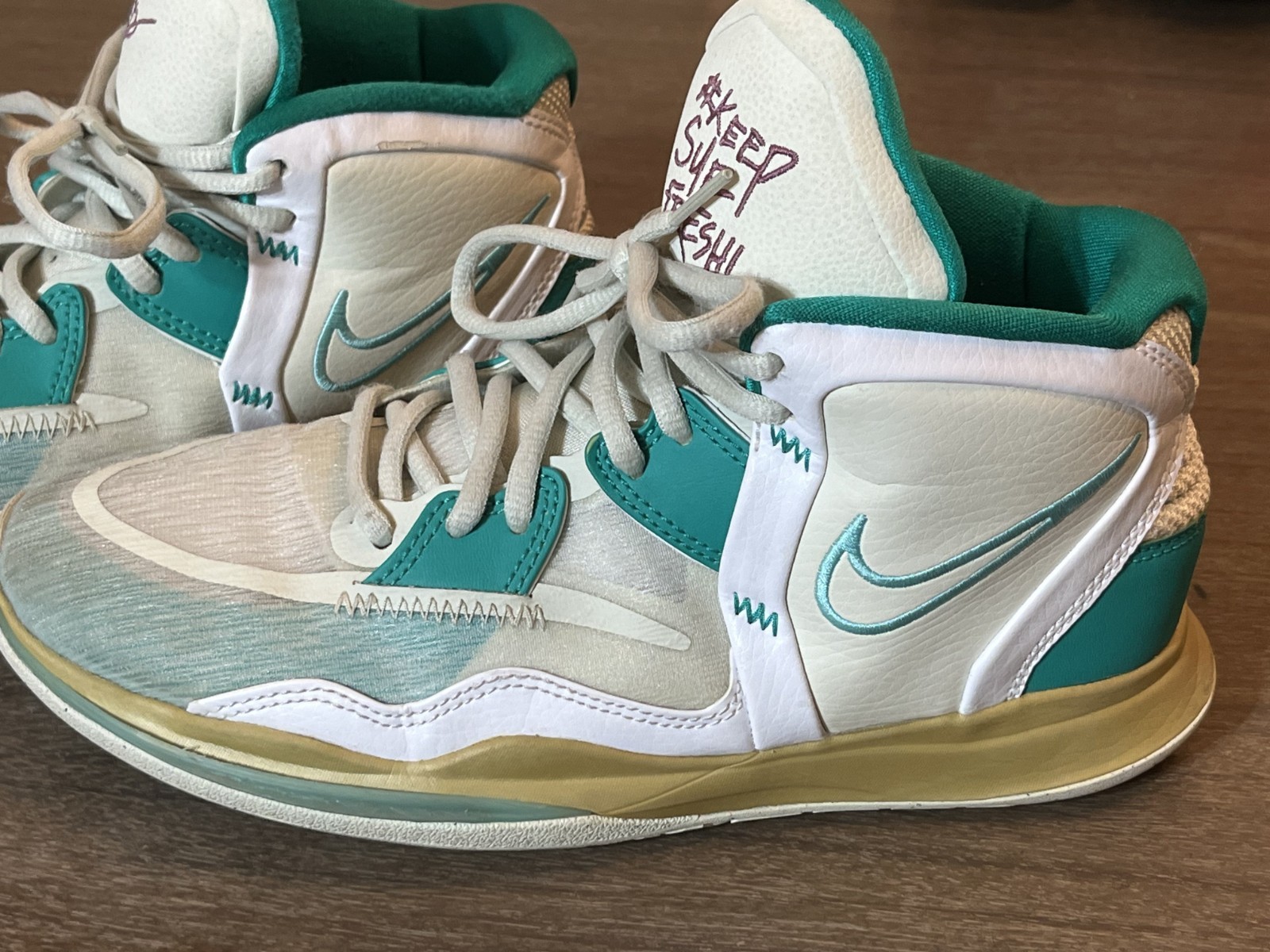 Nike Kyrie Infinity GS Keep Sue Fresh Golden Tribute DD0334-002 Size 6.5Y thumbnail 7