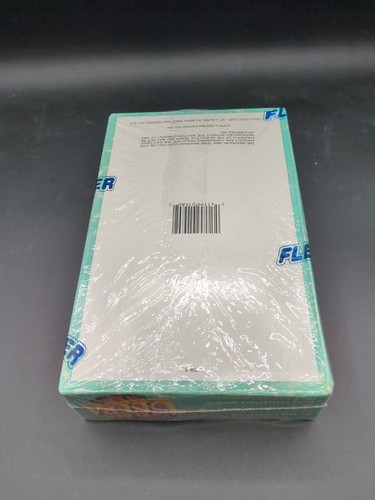 1992 Fleer Ultra Basketball Wax Box - 36 Packs Per Box, Sealed - Picture 2 of 2