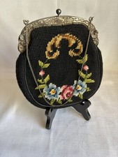 Antike Petit-Point-Gobelin Abendtasche mit kunstvollem 800er Silberb&uuml;gel (1900)