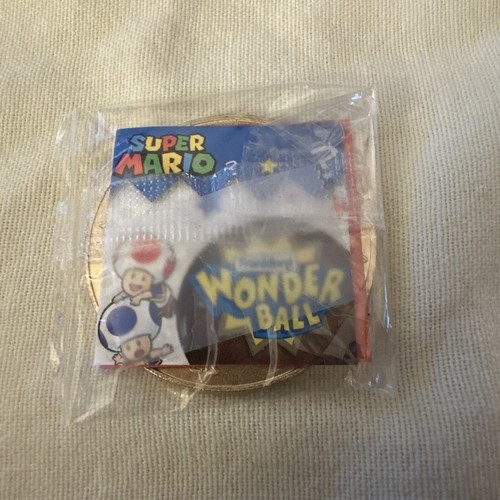 SUPER MARIO WONDER BALL COLLECTOR COIN - Boo. New In Wrapper. - Picture 2 of 2