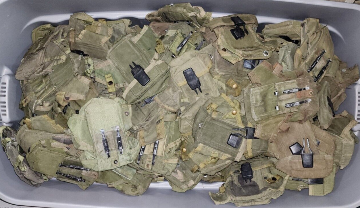 Military Issue ALICE LC-1 Small Arms Ammunition Pouch w/ ALICE Clips