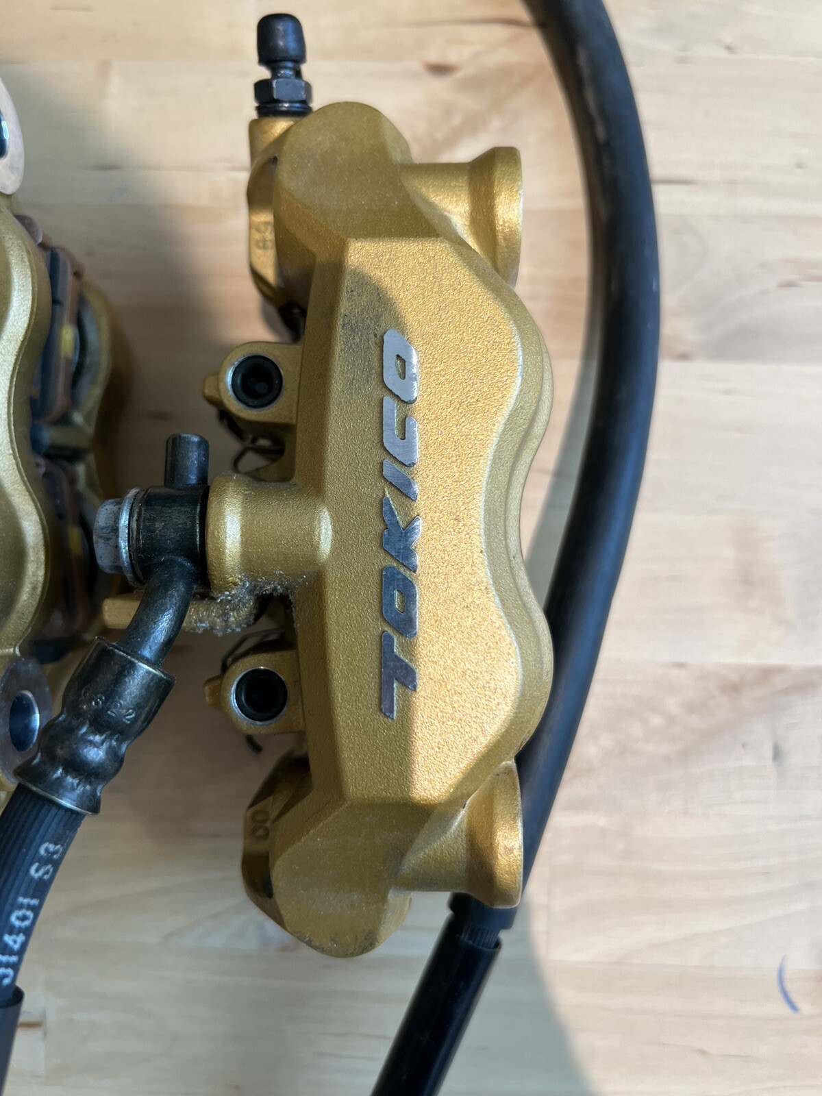 0405 Kawasaki Ninja Zx10r R / L Front Brake Caliper Set Master Brake