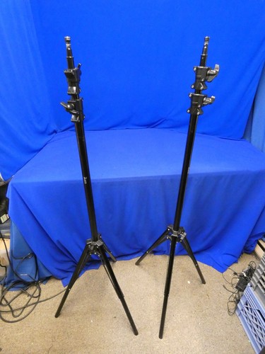 IKAN Air Cushioned Double Riser Light Stands QTY 2, Black w/Soft Carry Case - Picture 8 of 16