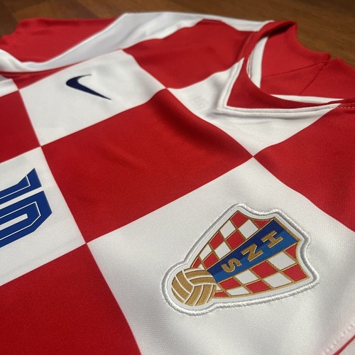 CROATIA NIKE 2020 EURO FOOTBALL HOME JERSEY #10 MODRIC SIZE “S” CD0695-100 - Picture 5 of 21