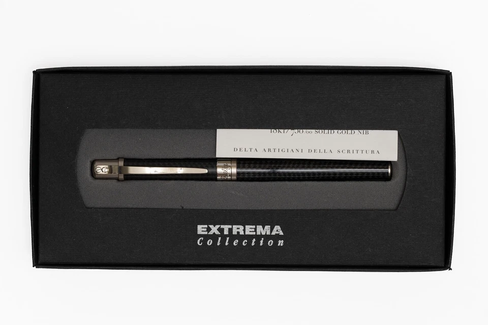 Pluma Estilográfica Delta Extrema Collection Fibra de Carbono Edición Limitada, En Caja Foto 3 de 4