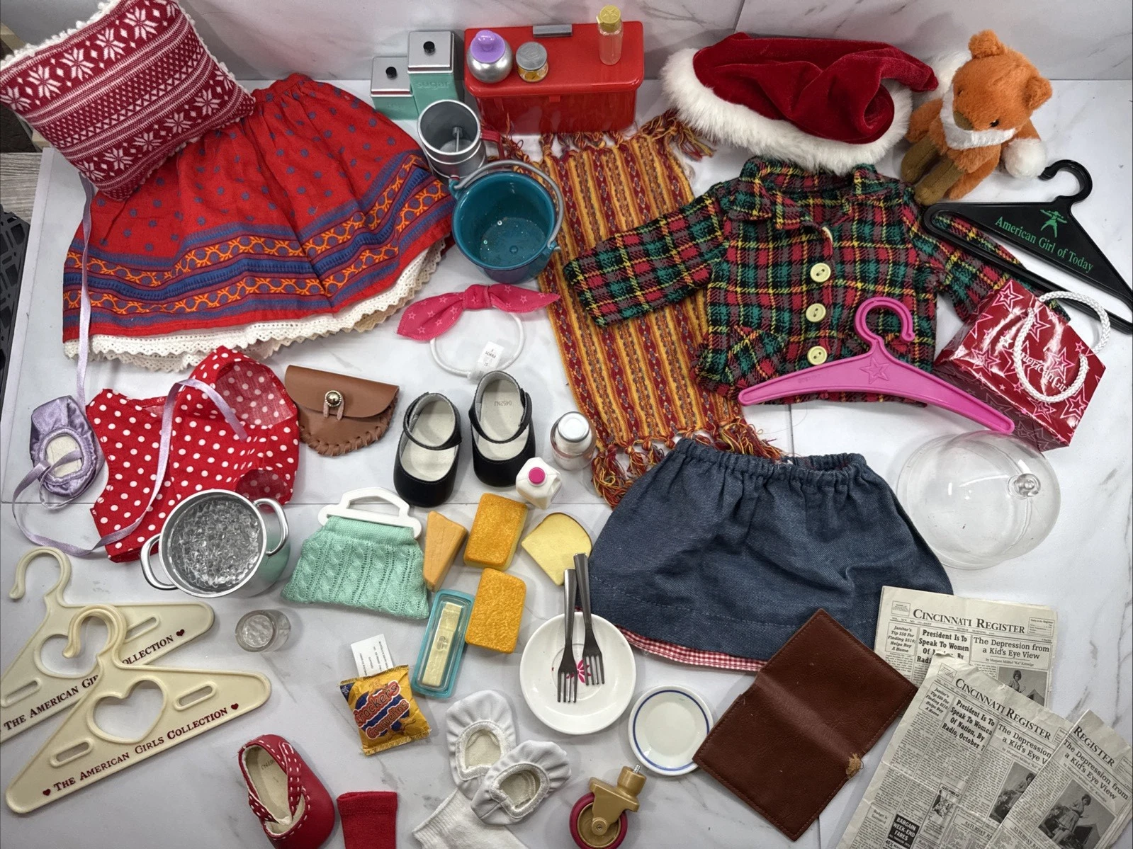  various american girl doll accessories 