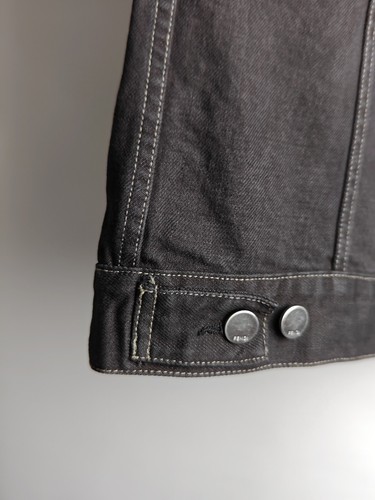 Chaqueta Denim Fendi Negra Unisex Talla Mediana Con Certificado de Autenticidad - Imagen 18 de 24