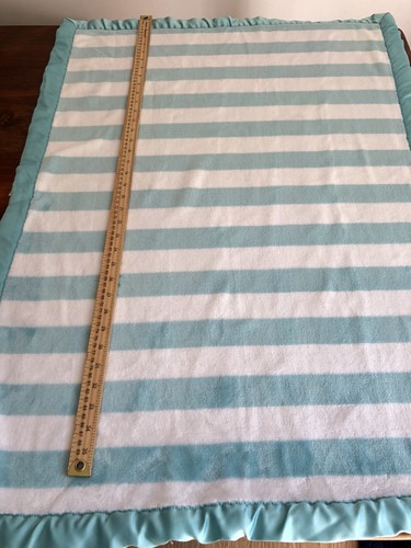 Carters OS Babydecke türkis gestreift aqua weiß Streifen Satinrand 38 x 29 - Bild 2 von 5