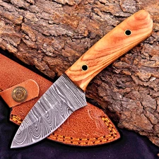 Custom Made Hand Forged Damascus Steel Blade Skinning Hunting Knife UU 14