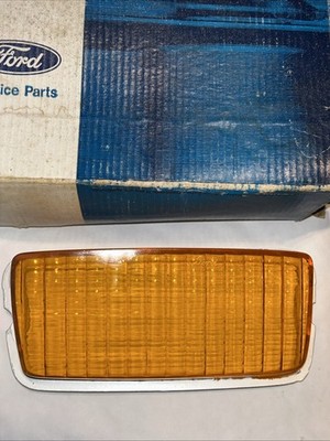 NOS 1970 MERCURY COUGAR 71-73 MERCURY COMET GT LH PARKING LIGHT LENS D14Z13209A