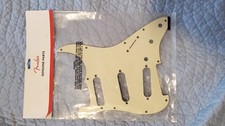 Genuine Fender Stratocaster/Strat 3-Ply 11-Hole Guitar Pickguard - MINT GREEN