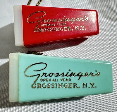 2 Grossinger's Resort Liberty NY Catskills Borscht Belt Viewfinder Keychains