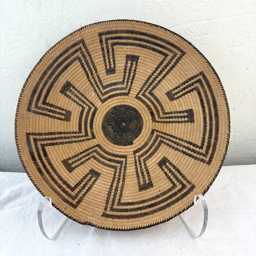 Tohono O'odham Pima Fret Design Basket