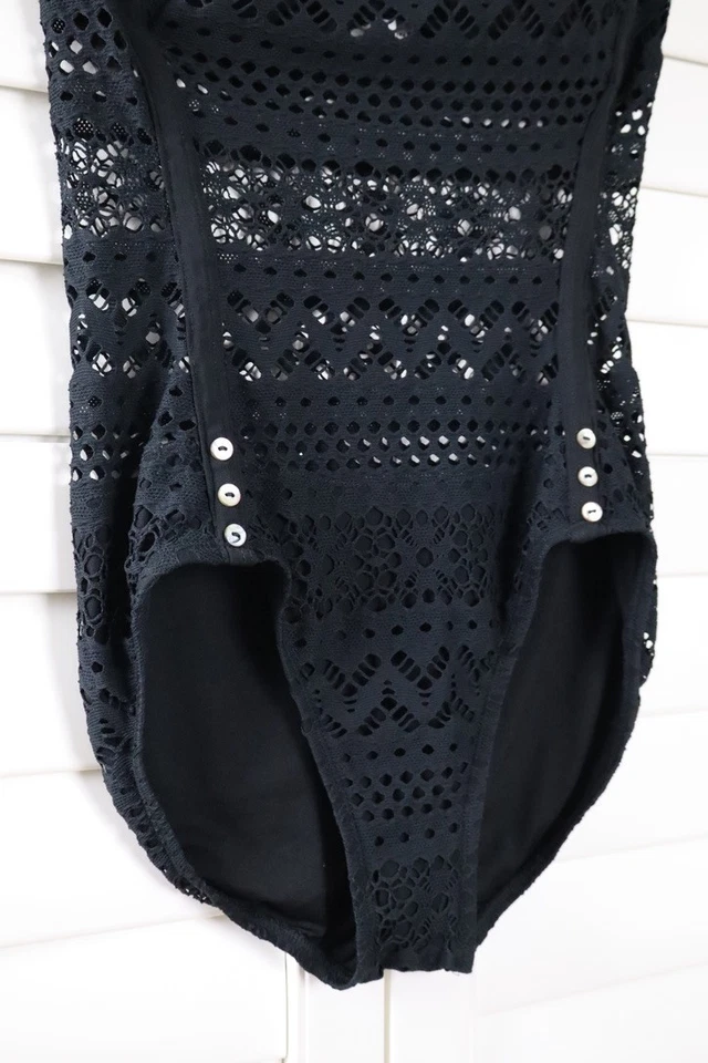 ROBIN PICCONE NUEVO $178 Traje de baño de una pieza de ganchillo transparente Traje de baño Talla 10 Foto 2 de 4