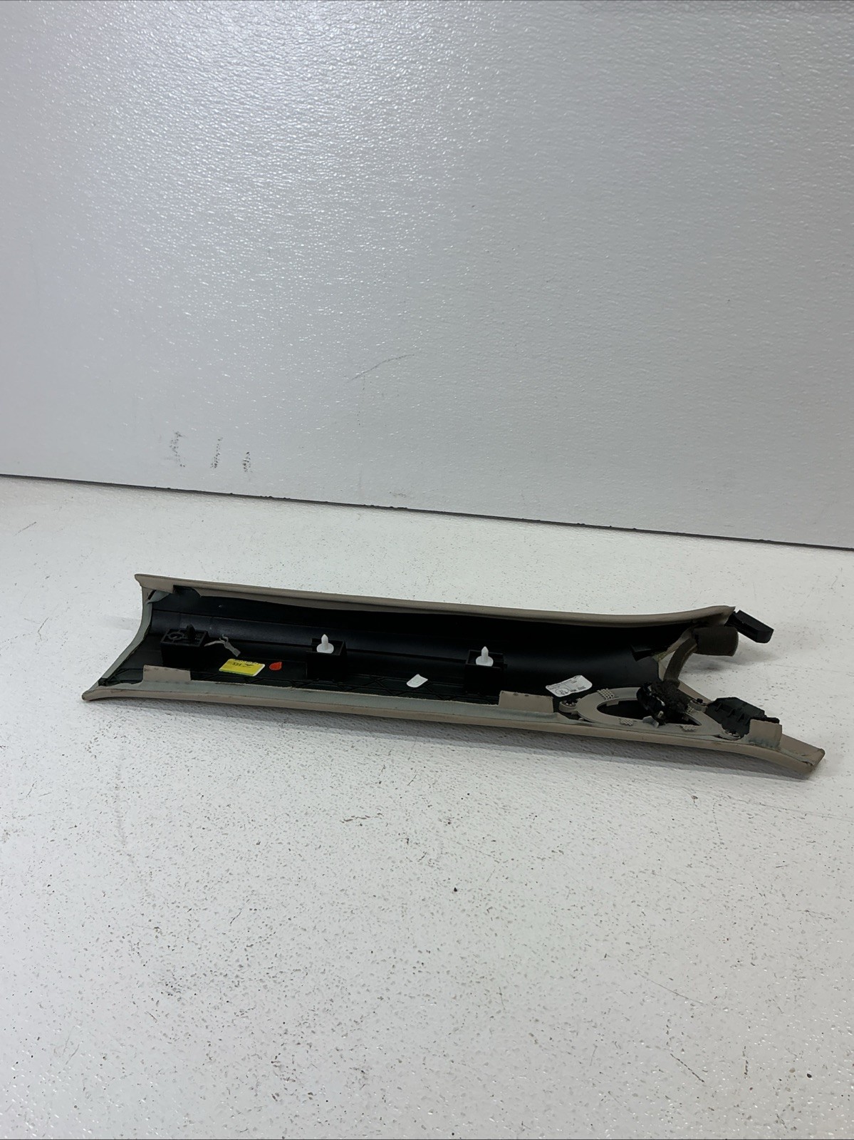 06-08 BENTLEY CONTINENTAL Windshield Left A Pillar Trim Cover Panel OEM