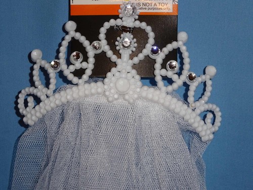 DISNEY RAPUNZEL DRESS-girls 4-6-Veil-Gloves-Shoes-Necklace-hairbow w/braid-LOT-7 - Picture 14 of 18