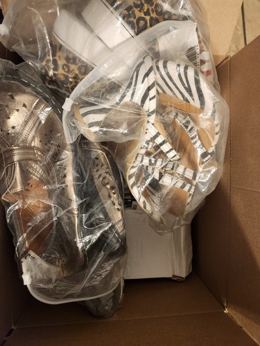 Lotto all'ingrosso di 12 scarpe da donna 7 (38) scarpe da ginnastica atletiche tacchi sandali NUOVE - Foto 4 di 6