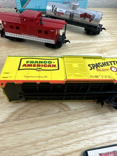 LIFE-LIKE HO Campbell Soup Promotional 7 Car Diesel Freight Train Box Cars - Picture 5 of 15