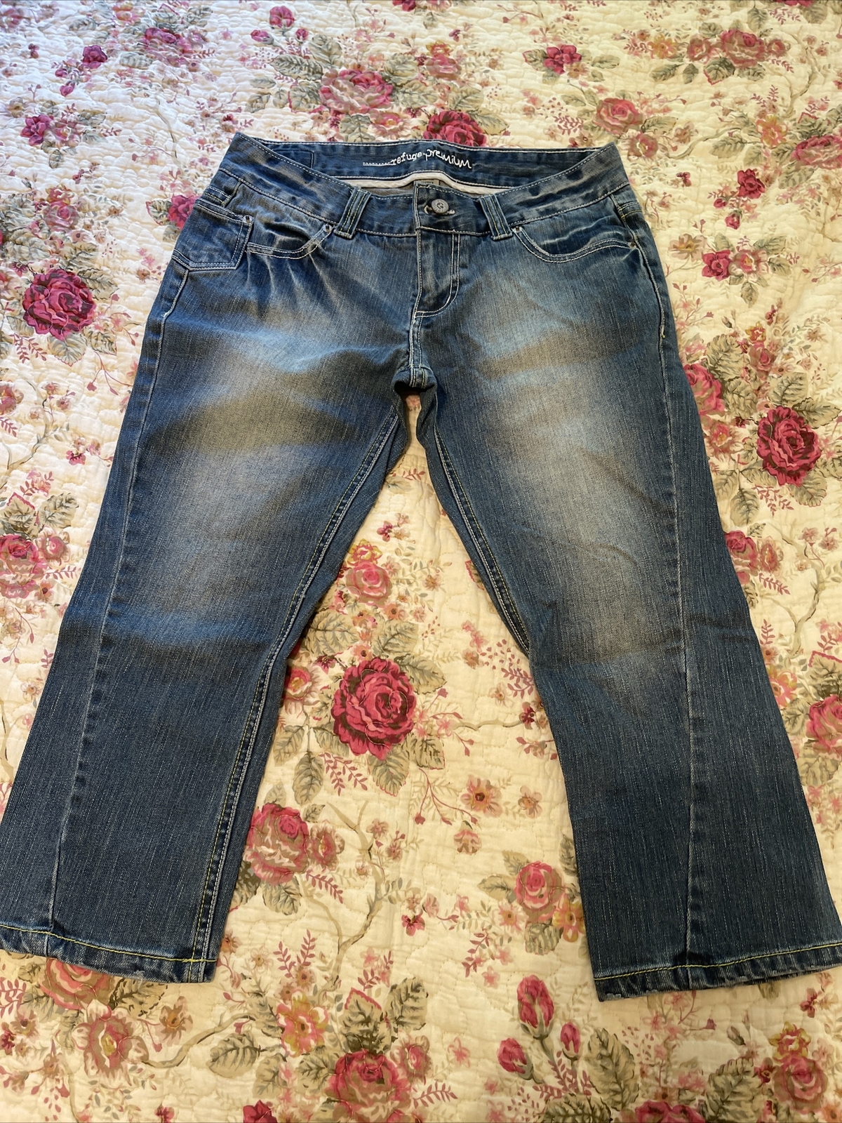 Refuge Premium Medium Blue Denim Stretch Capri Jeans … Gem