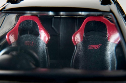 Tomica Limited Vintage Subaru Impreza WRX STi Sports Wagon Ver.V LV-N281d 1/64 - Picture 6 of 10