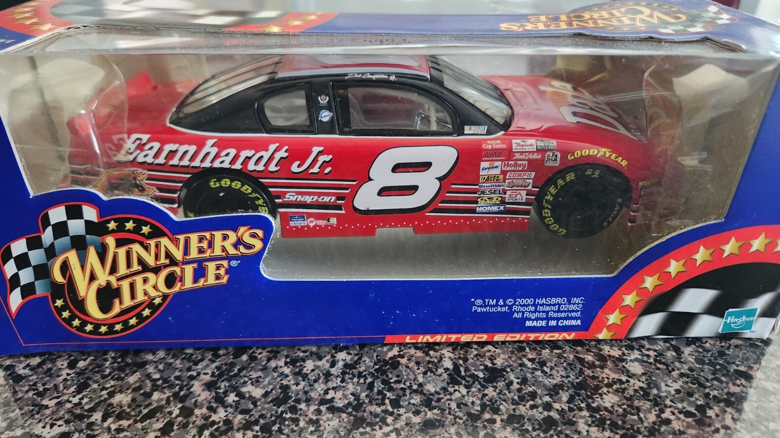 Picture 3 of 4