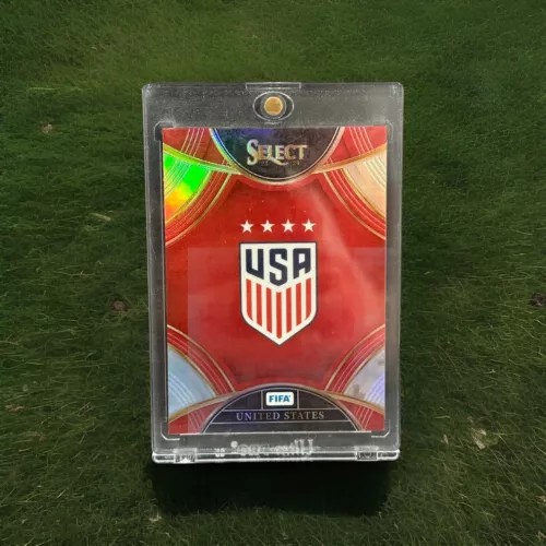 2023-24 Panini Select FIFA United States Women National Team Badge Case Hit SP