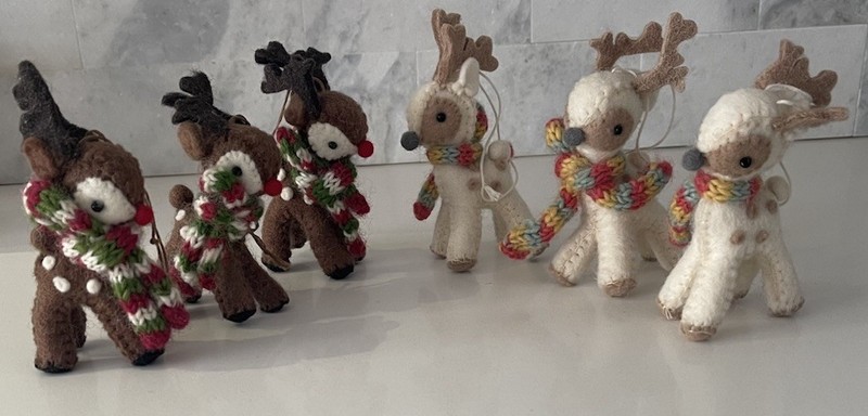 LITTLE HERD OF 6 FELT REINDEER ORNAMENTS 4.5" TALL