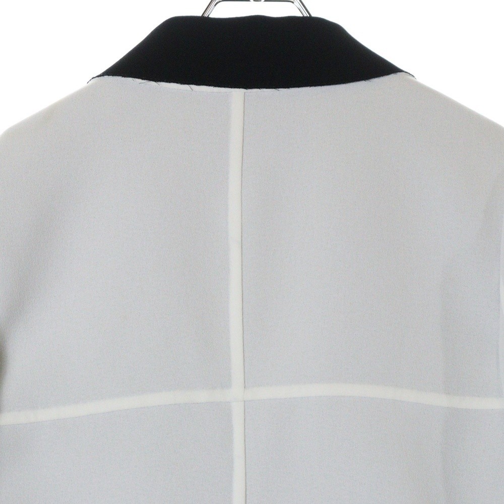 Chanel Coco Mark Button Bicolor Jacket White/Blac… - image 4