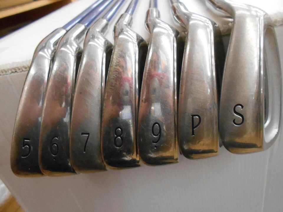 Bridgestone Paradiso RF715 Ladies Iron Set 7pcs 5-9-P-S PSI-01 Flex L - Image 3 of 4