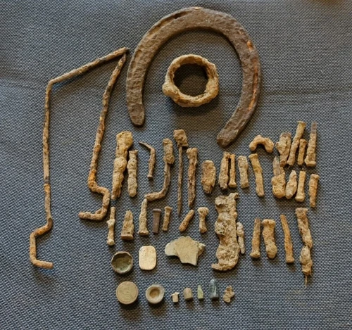 1800's Old Indiana Schoolhouse Homestead Metal Detecting Finds Dug Bullets Nails