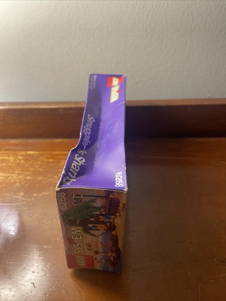 Vintage 1992 Lego #6258 Smuggler's Shanty / NEW & SEALED/ Damage On Box - Image 2 of 4