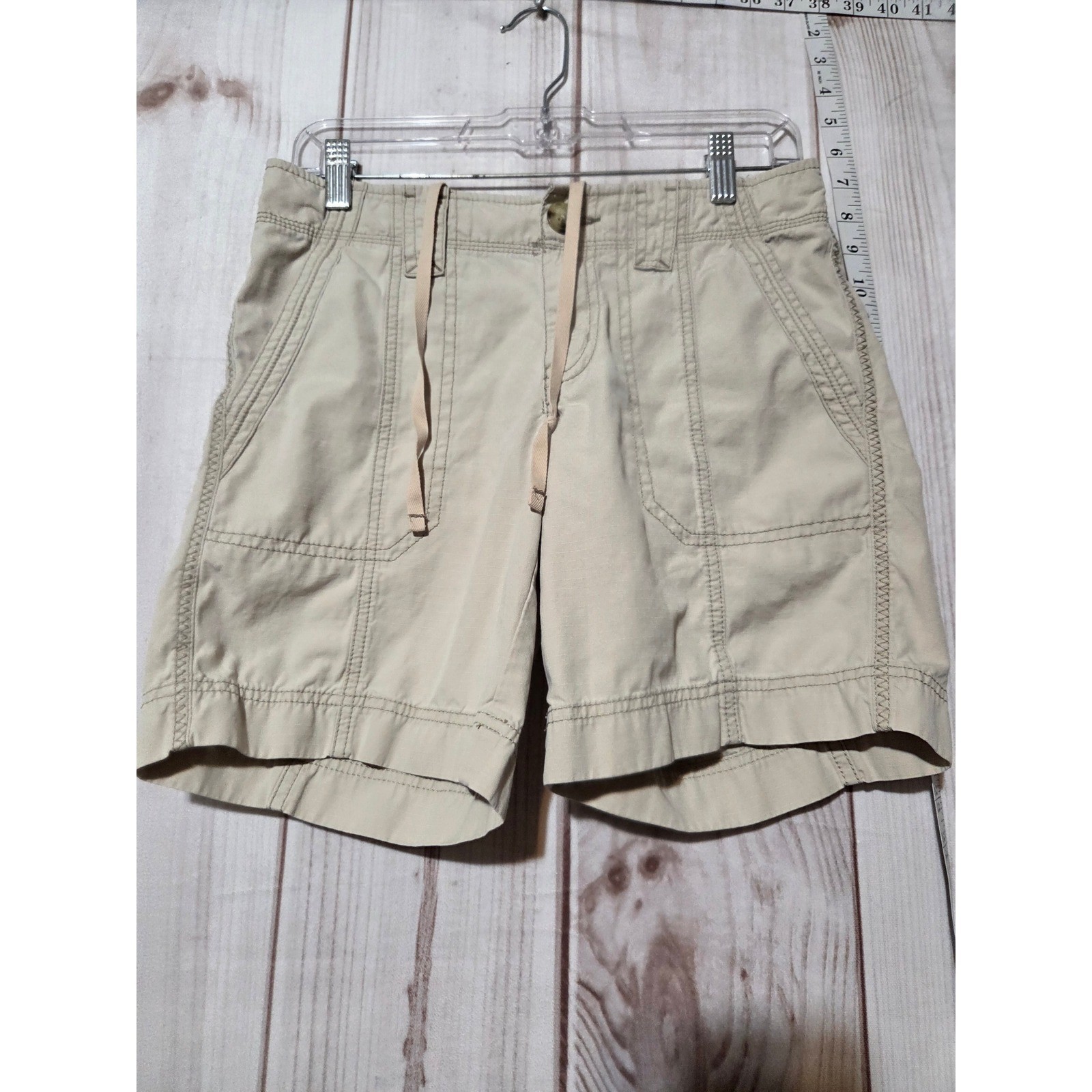 Eddie Bauer Women's Khaki Cargo Shorts Size 2 Drawstring Waist Rip Stop
