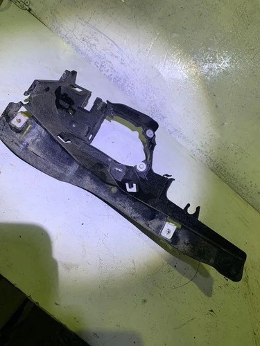 BMW 1 F20 Stoßstangenhalter vorne rechts 1.50 Petrol 2018 32116854