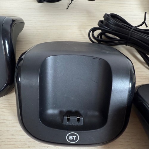 Trío de teléfono inalámbrico digital BT3560 con contestador automático y bloque de llamadas molestas - Imagen 7 de 10
