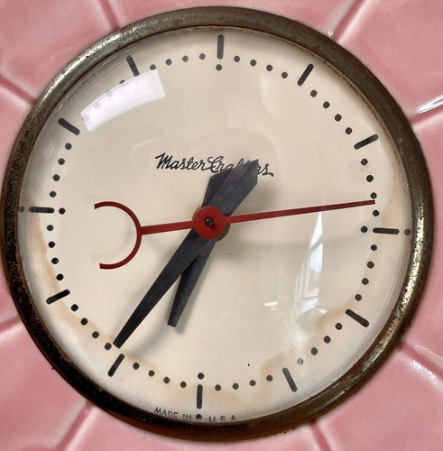 Master Crafters Pink Ceramic Wall/Tabletop Kitchen Clock Vintage 9" - Picture 3 of 4