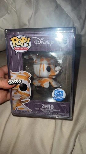 zero funko pop #06 limited edition vinyl halloween figure w/hard protective case