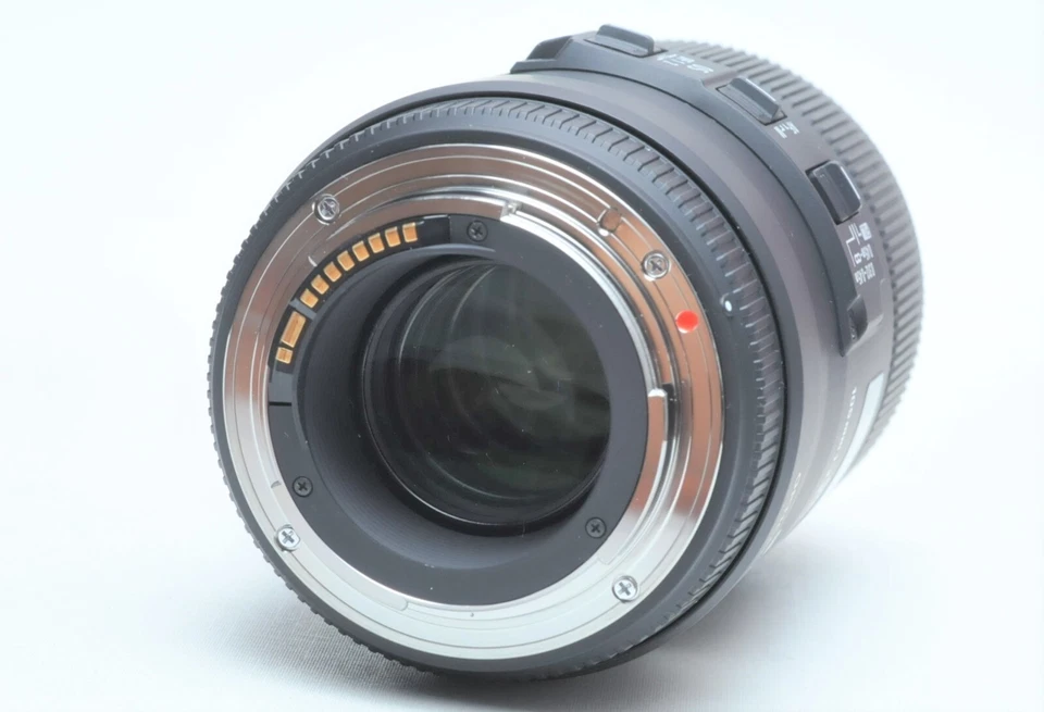 Sigma 105mm f/2.8 EX DG OS HSM Macro Lens for Canon EF *REPAIR/PARTS* AS IS - Image 4 of 4