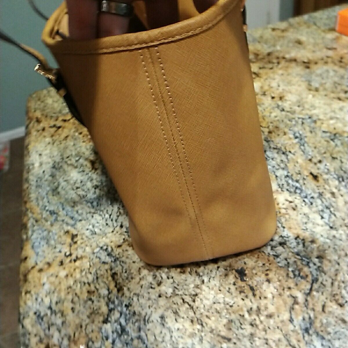 Michael Kors Tan Leather Handbag Large Tote Shopp… - image 10