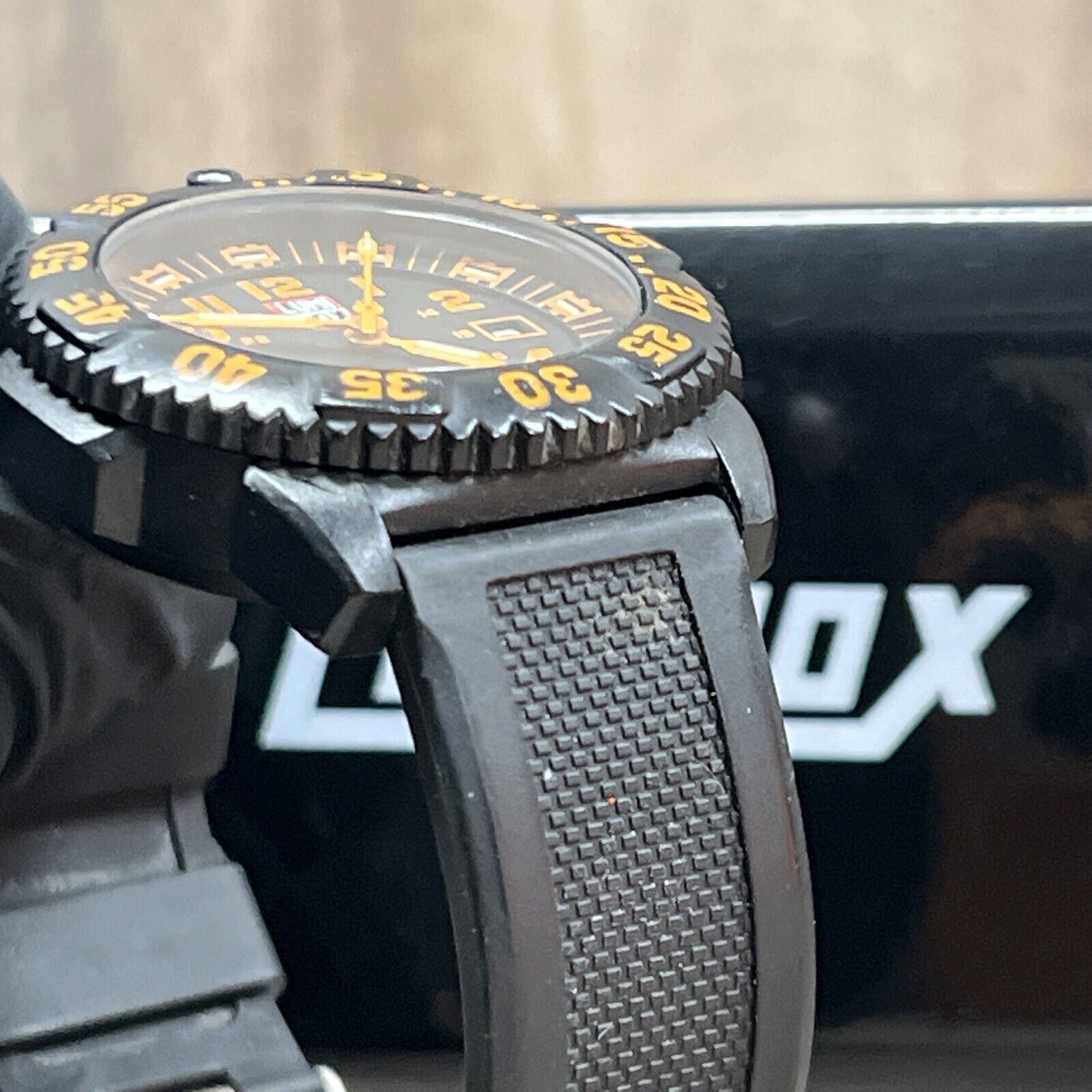 Lumi-Nox Luminox Series 3050/3950 200 Meters Watch
