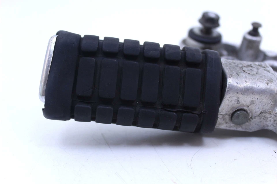 Honda V45 Magna 1983 fabricante de equipos originales pasajero trasero estribo R5,Bx4 Foto 4 de 4