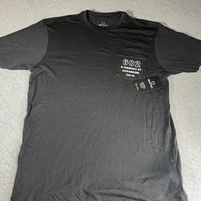 NWT Brixton 602 S Tremont St. Oceanside California Tailored Fit Men s M Pocket T