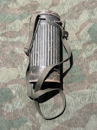 WW2 Wehrmacht German Style GM30 GM38 Gas Mask Canister - (Shoulder Straps ONLY)