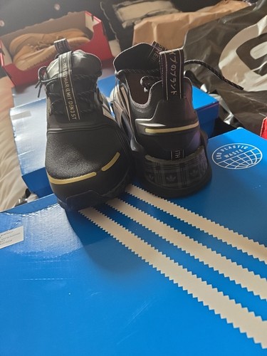 ADIDAS NMD V3 UK 12.5 BNIBWT AWESOME - Bild 7 von 12