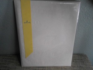 Hallmark Vintage Wedding Album White Embossed Cover READ