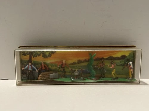 60s Marx Miniature Masterpieces Cowboys Indian Painted Figures Case HK-6302/16